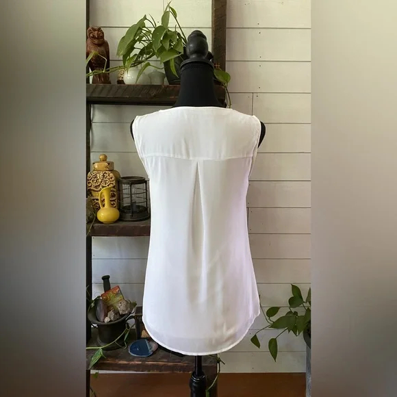 Timeson: White Sleeveless Pleated Blouse - Picture 5 of 16